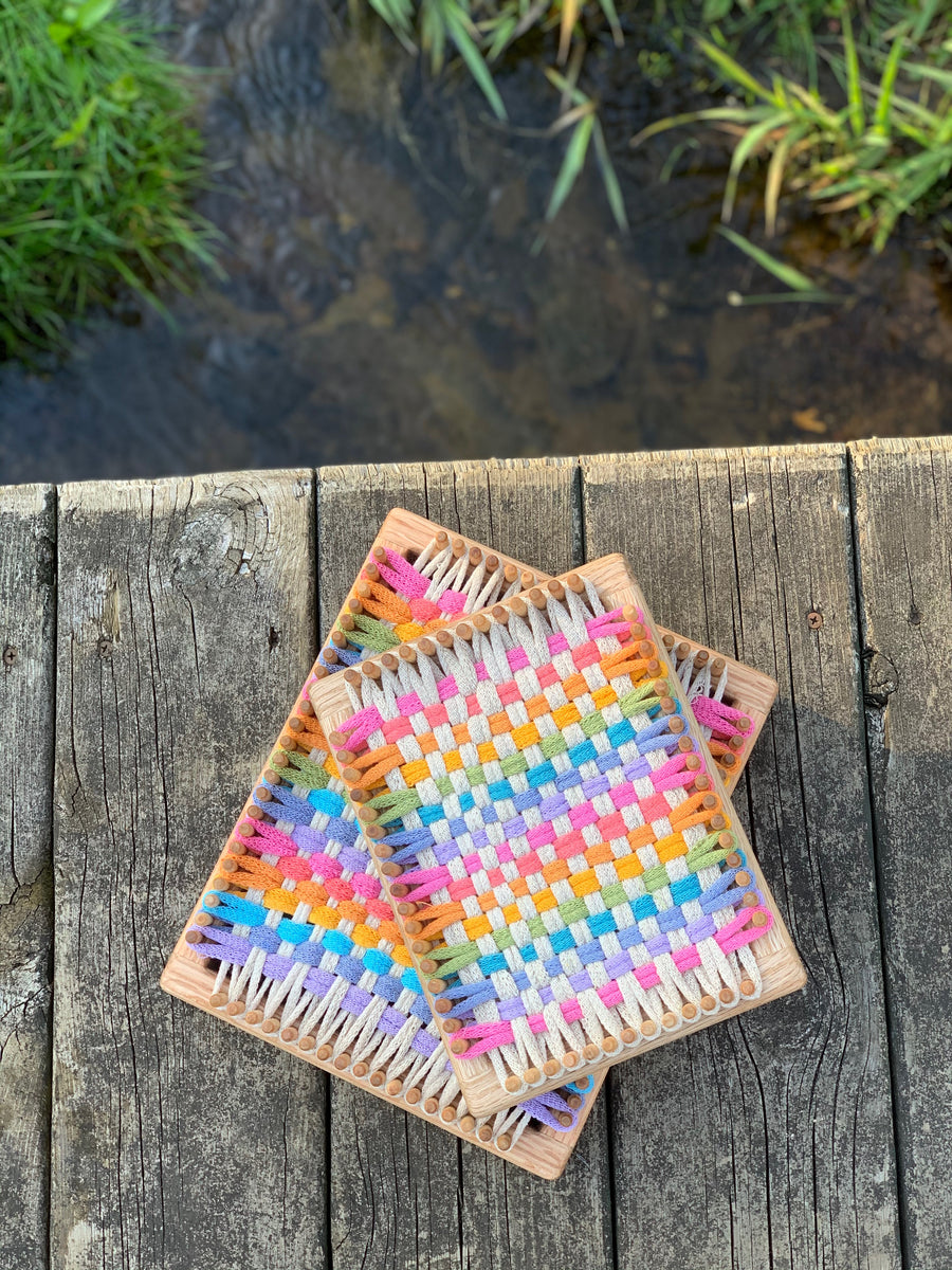 Assorted Loopers to Weave Potholders – CraftSanity