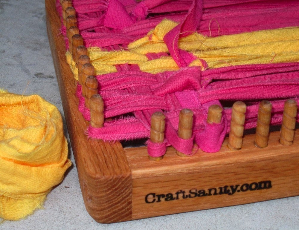 Make a potholder loom